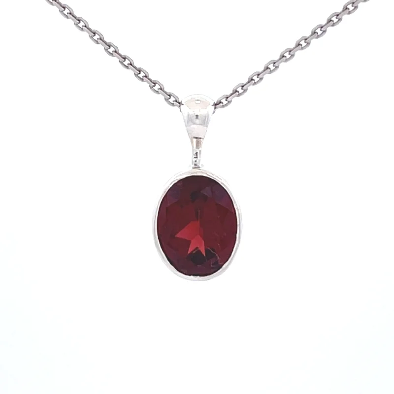 Harmony shine necklaces -Sterling Silver Oval Garnet Necklace