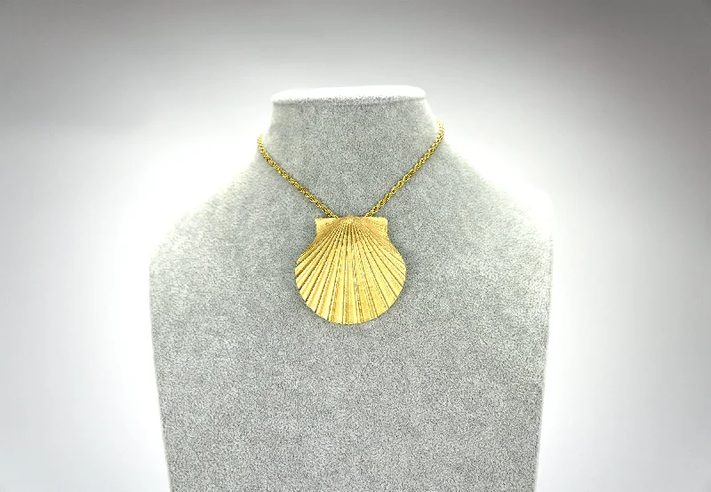 Animal spirit necklaces -Gilded Scallop Shell Necklace