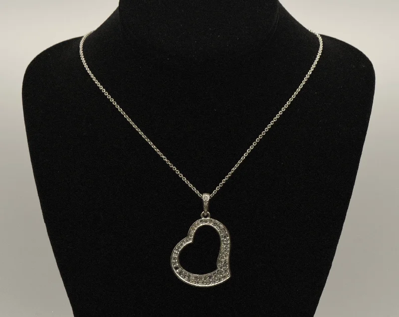 Cosmic spark necklaces -Vintage Silver Plated Rhinestone Heart Pendant Chain Necklace