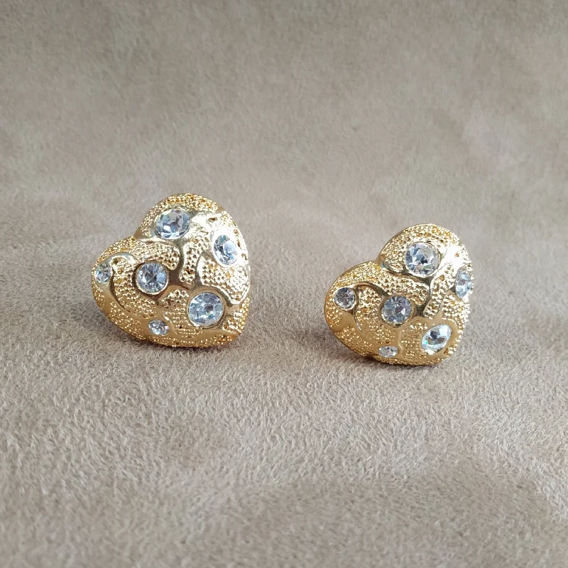 bubble texture earrings for women -Vintage Gold Heart Crystal Clip on Earrings