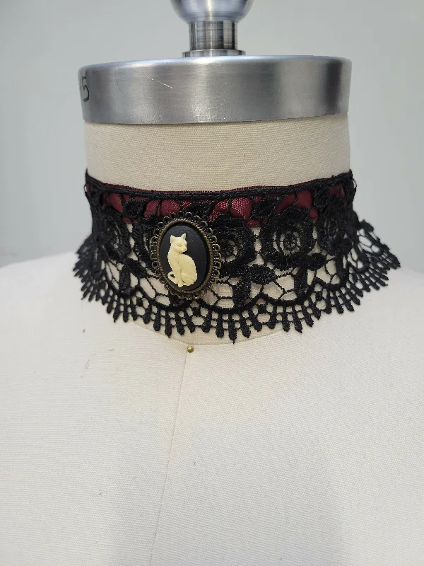 Smooth elegance necklaces -Cat Cameo Lace Choker Necklace