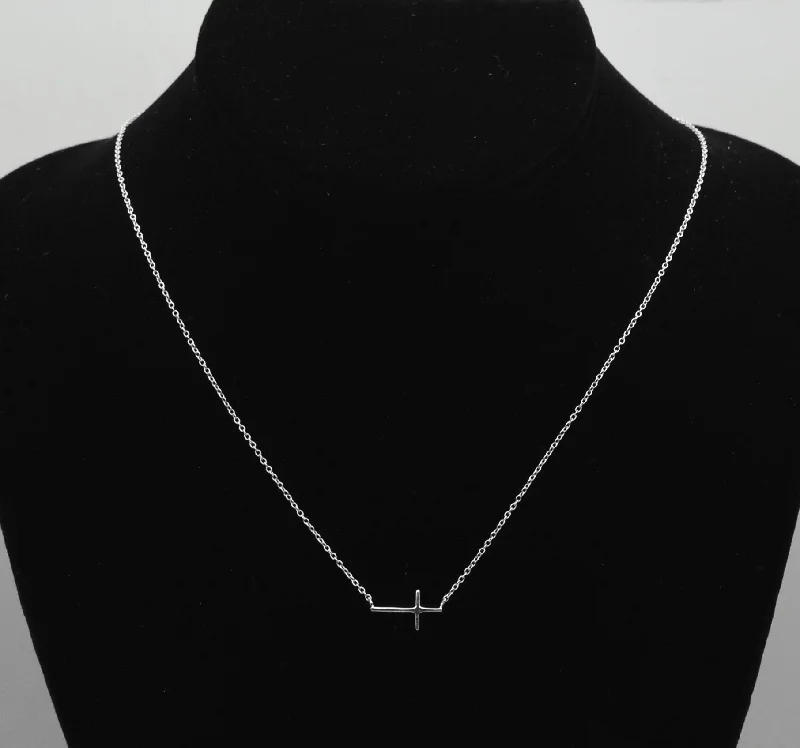 Gala flair necklaces -Vintage Sterling Silver Cross Pendant Chain Necklace