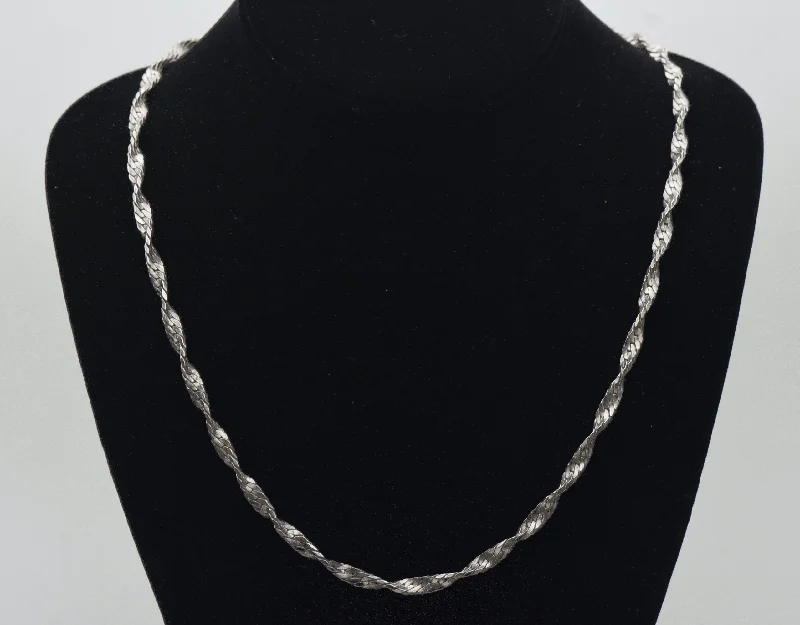 Motivating gleam necklaces -Vintage Silver Tone Metal Twisted Link Chain Necklace - 24"