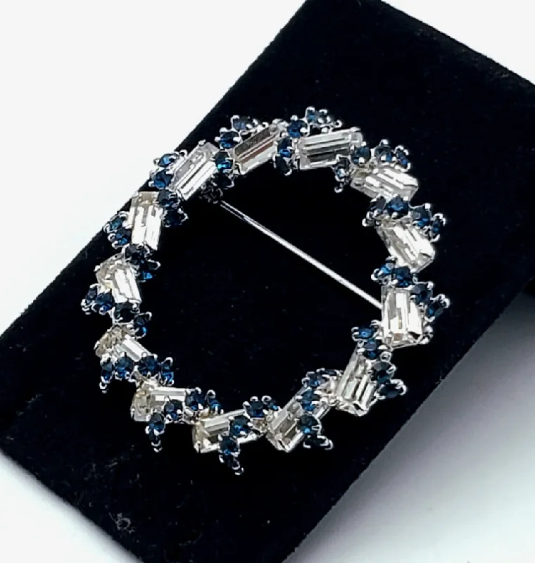 etched design brooch for women -Vintage Silver Tone Rhinestone Wreath Brooch