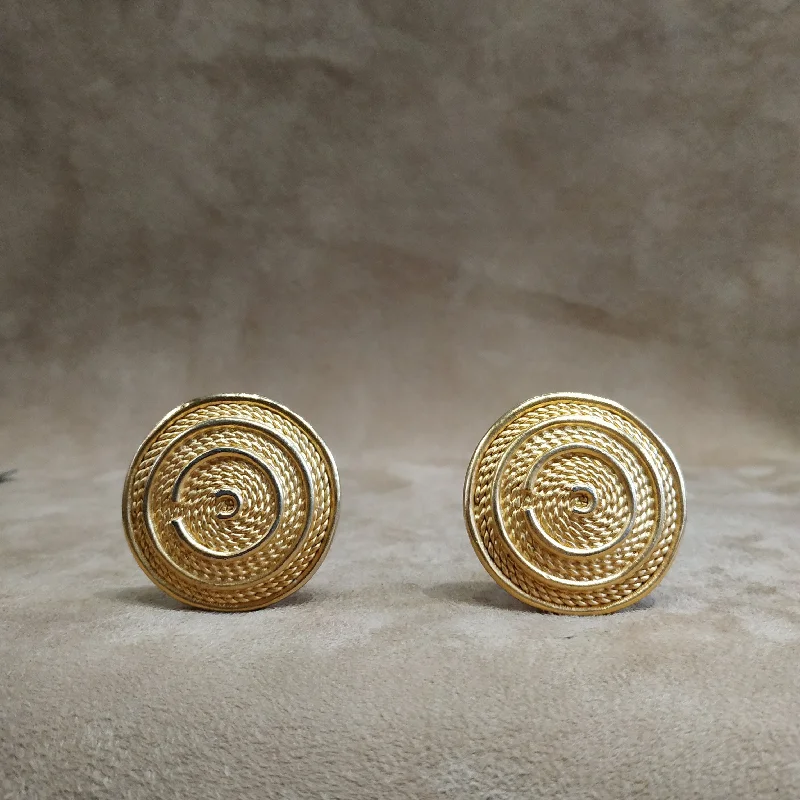 ribbon design earrings for women -Christian Dior Big Round Gold Clip On Earrings