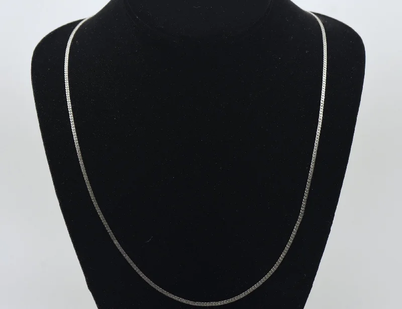 Empowering spark necklaces -Vintage Silver Tone Metal Serpentine Link Chain Necklace - 24"