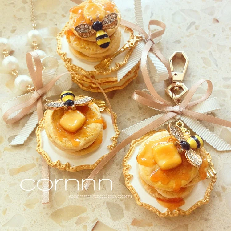 Star glow necklaces -Pancake Necklace and Brooch