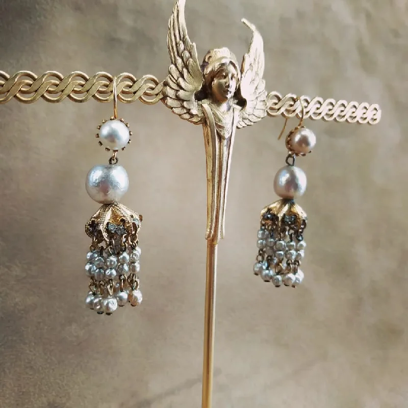 ladies gem earrings celestial themes -Miriam Haskell Grey Pearl Chandelier earrings