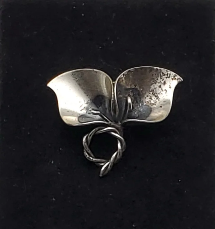 ladies gold brooch sun designs -Jewelart - Vintage Sterling Silver Calla Lilies Brooch