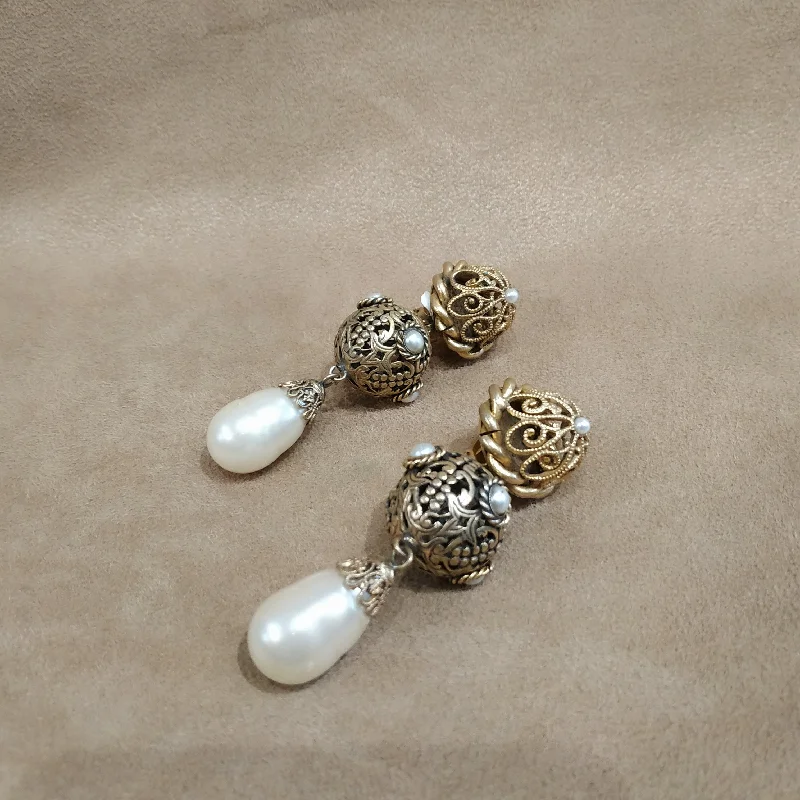 ladies earrings rope textures -Butler and Wilson pearl statement earrings