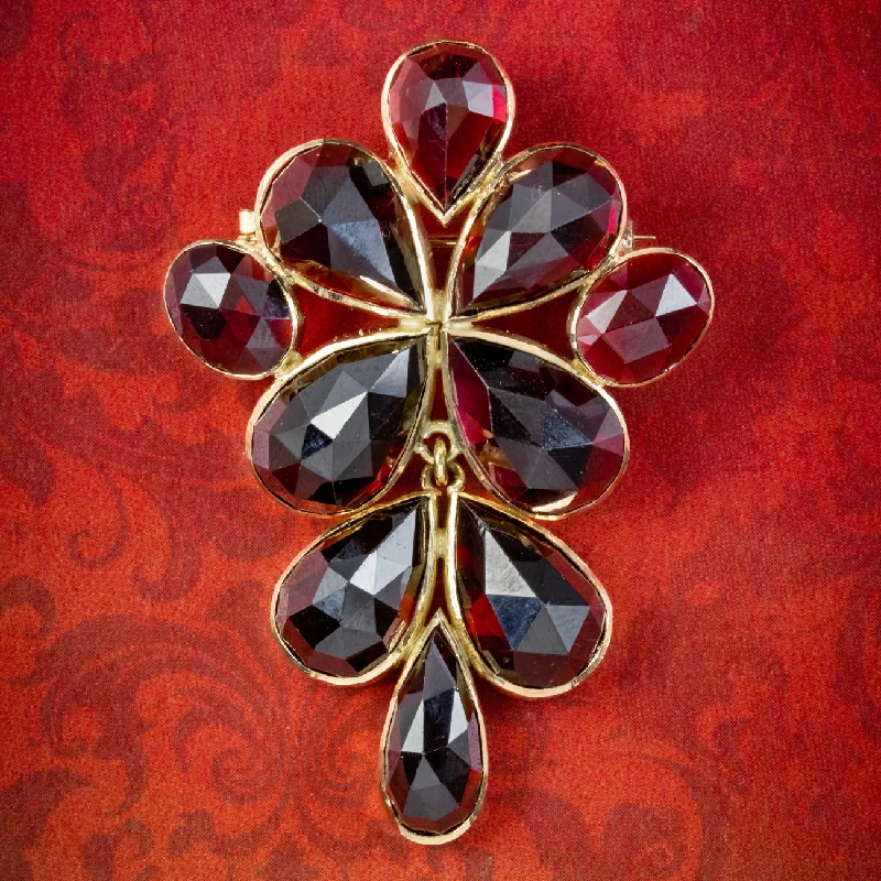 ladies brooch geometric cuts -Vintage Briolette Almandine Garnet Brooch 14ct Gold