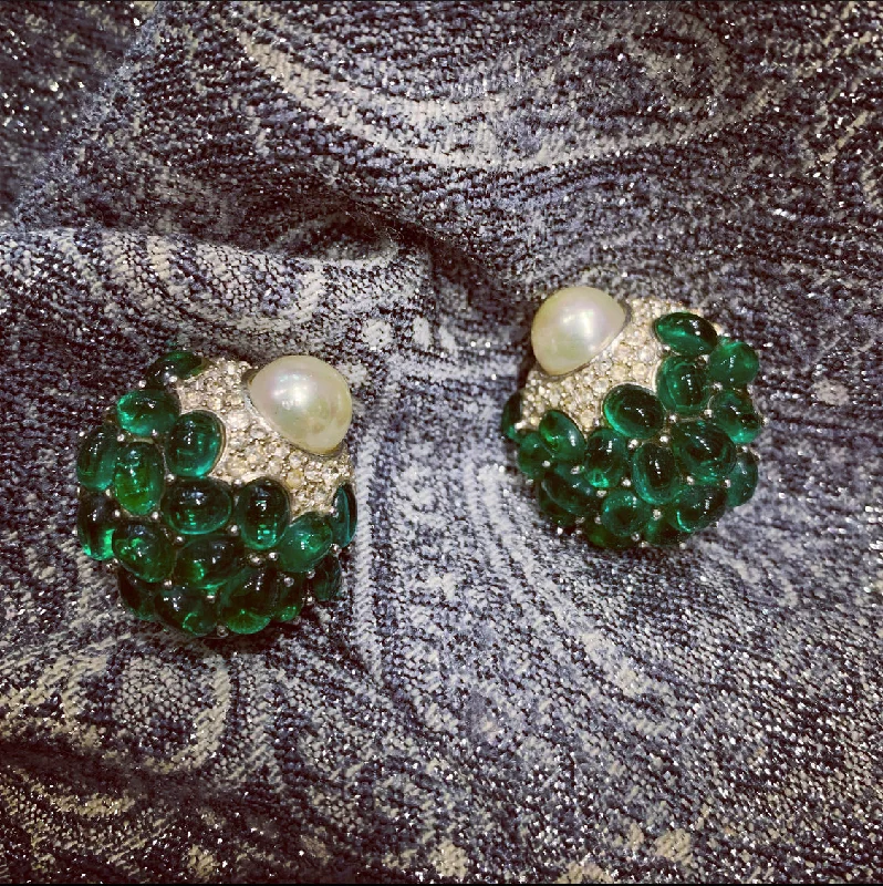 chain tassel earrings for women -Boucher emerald pearl clip earrings